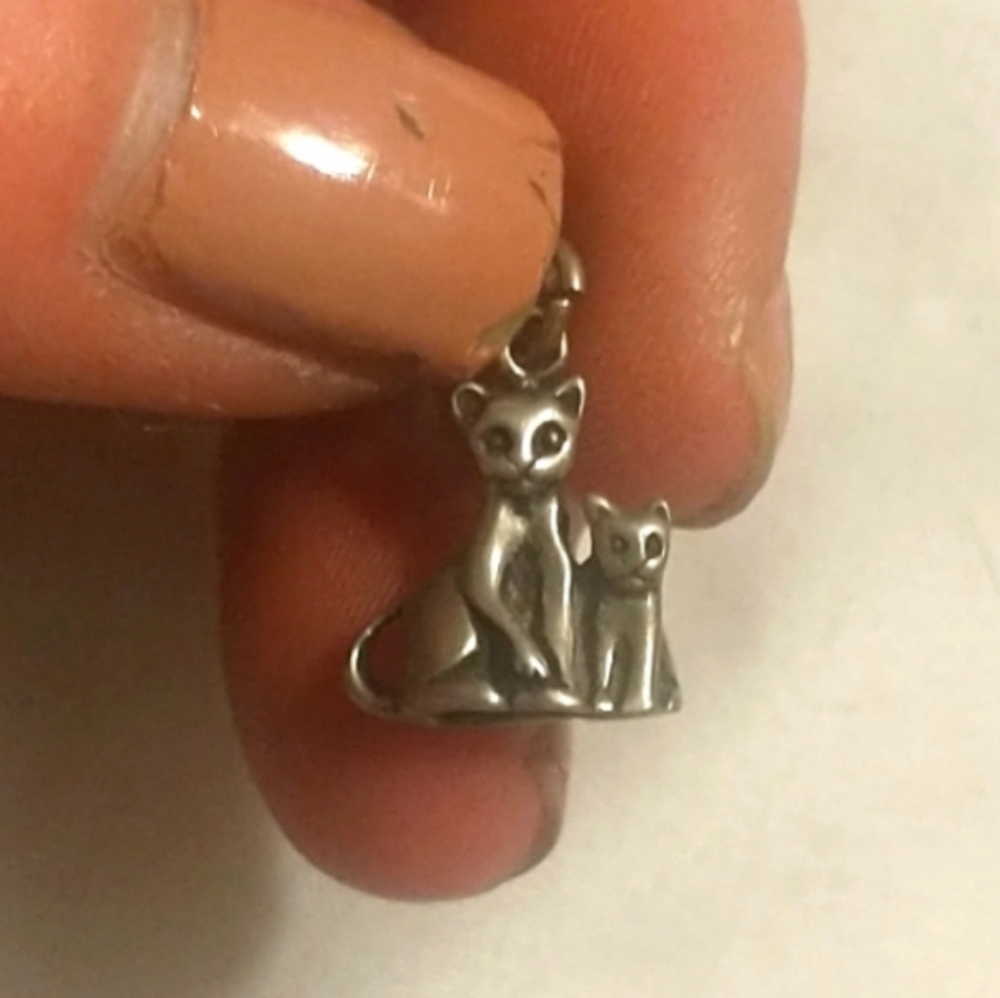 Charming Sterling Silver Kitty Cat & Kitten Pendant For Bracelet, Necklace Etc